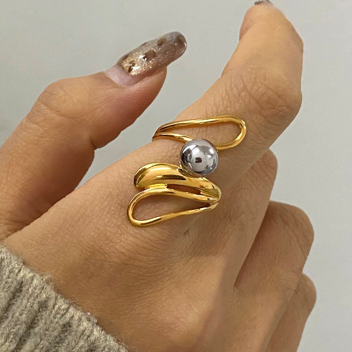 Color Matching Irregular Hollow-out Light Luxury French Steel Ball Open Ring